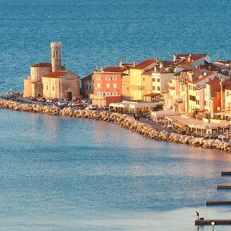 Blue Sea By Locap Group Lejlighed