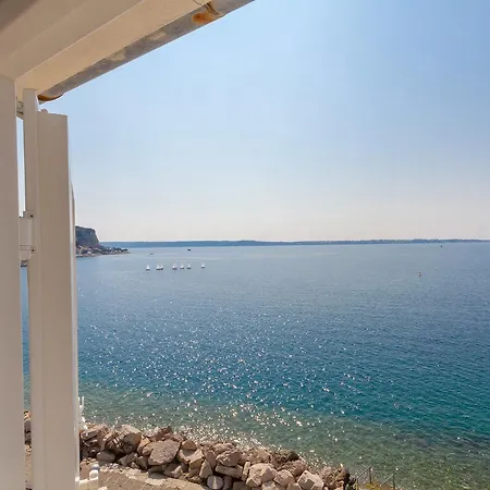 Blue Sea By Locap Group Apartment *