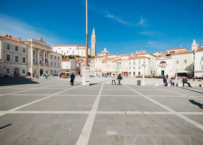 Blue Sea By Locap Group * 皮兰