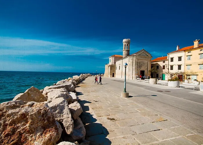 Blue Sea By Locap Group 公寓 皮兰