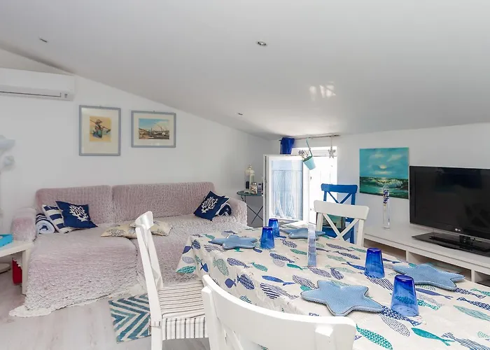 Blue Sea By Locap Group * 皮兰