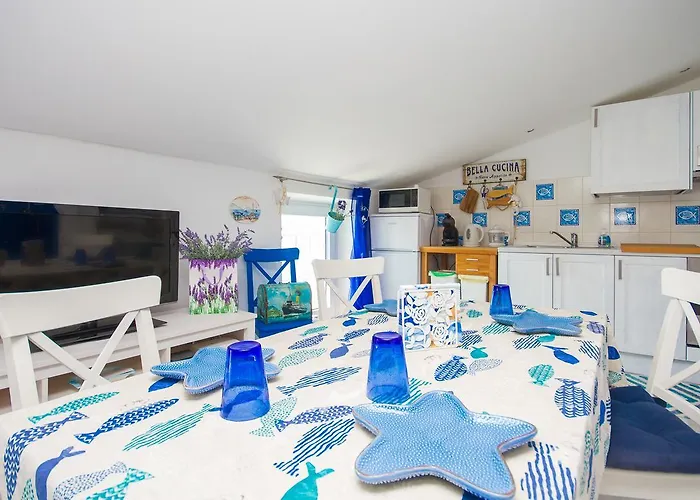 아파트 Blue Sea By Locap Group 피란